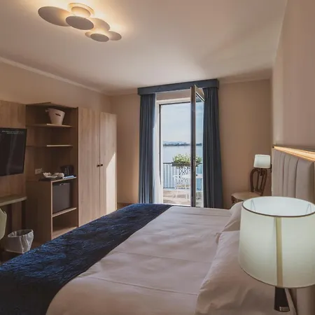 Due Palme Hotell 3*